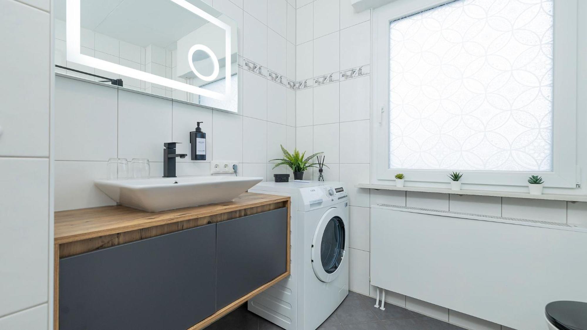Luxx Home Mm, Airport- Fuer 7 Personen-Parken-Kueche Trunkelsberg 외부 사진