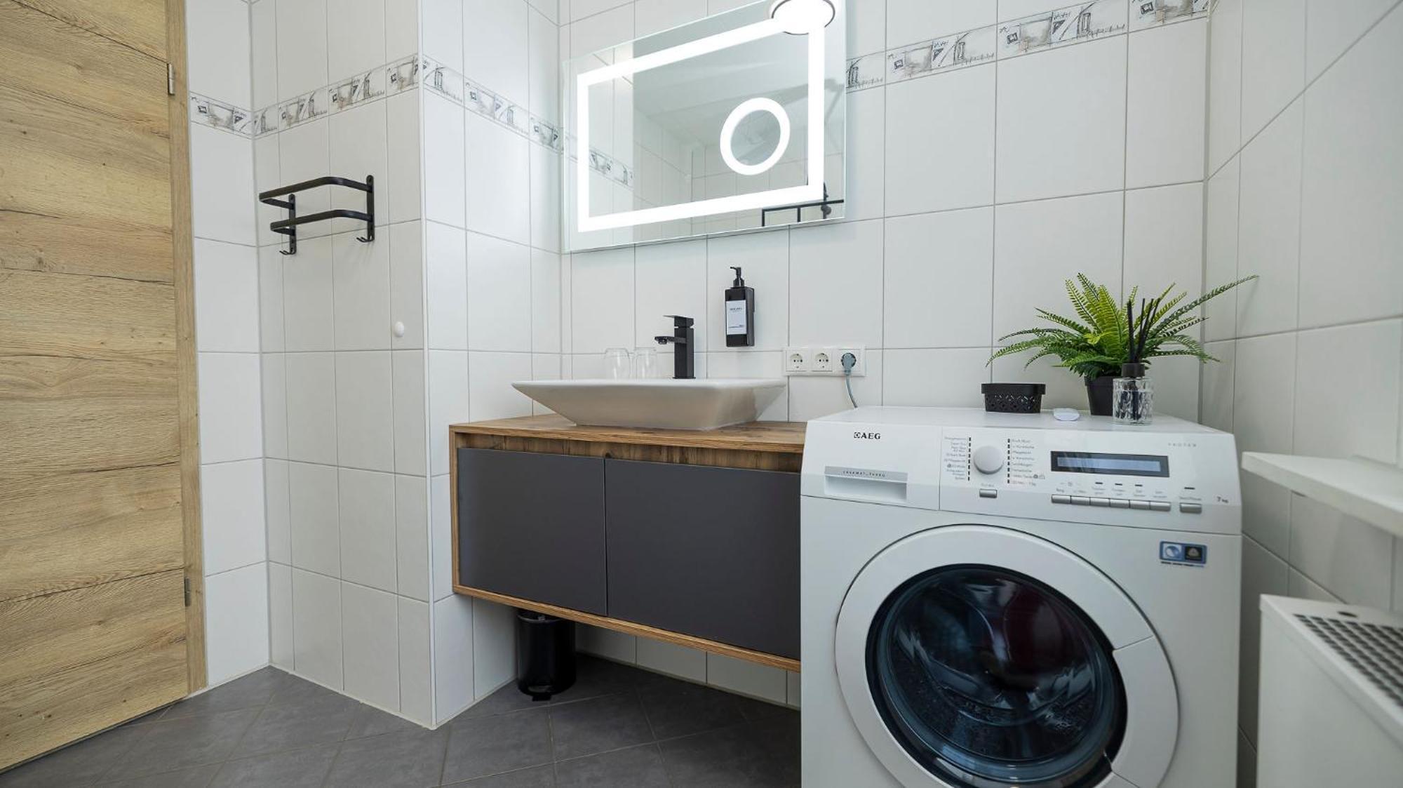 Luxx Home Mm, Airport- Fuer 7 Personen-Parken-Kueche Trunkelsberg 외부 사진